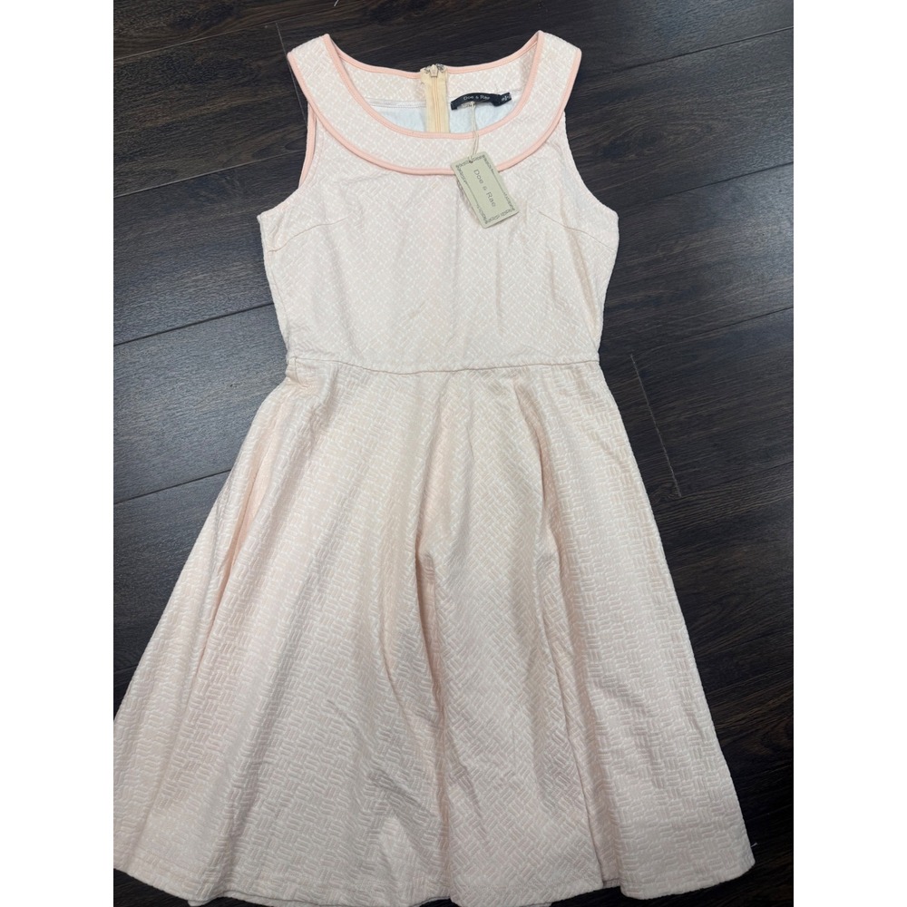 NWT Doe & Rae Textured Pastel Pink Skater Dress - Size Small